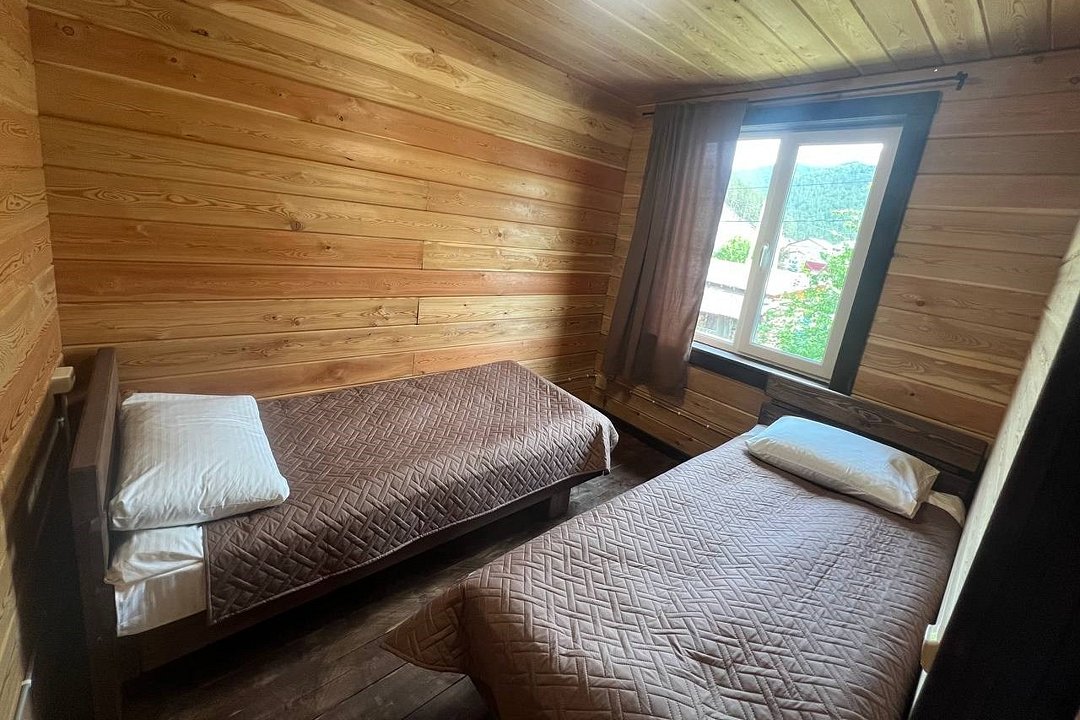 Люкс Плюс 6-местный 4-комнатный (100 м²)