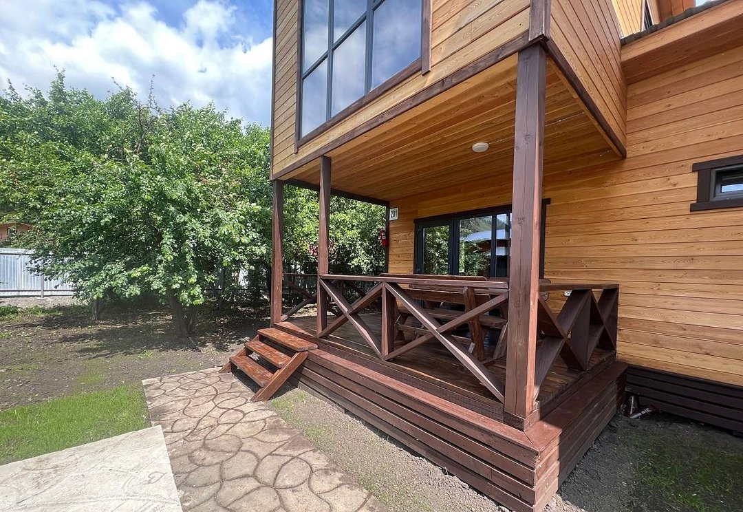 Люкс Плюс 6-местный 4-комнатный (100 м²)