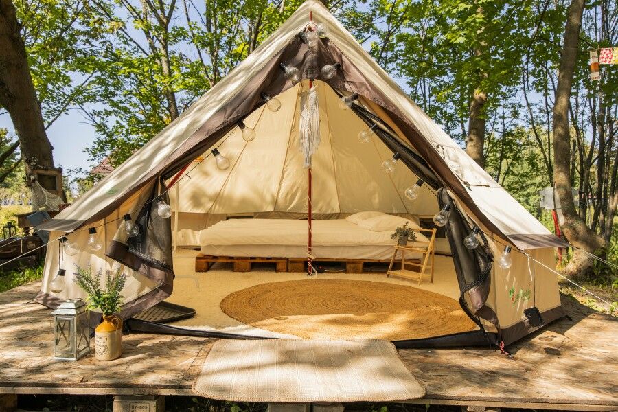 Кемпинг Отель 1000 звёзд, поселок Янтарный, Калининградская область