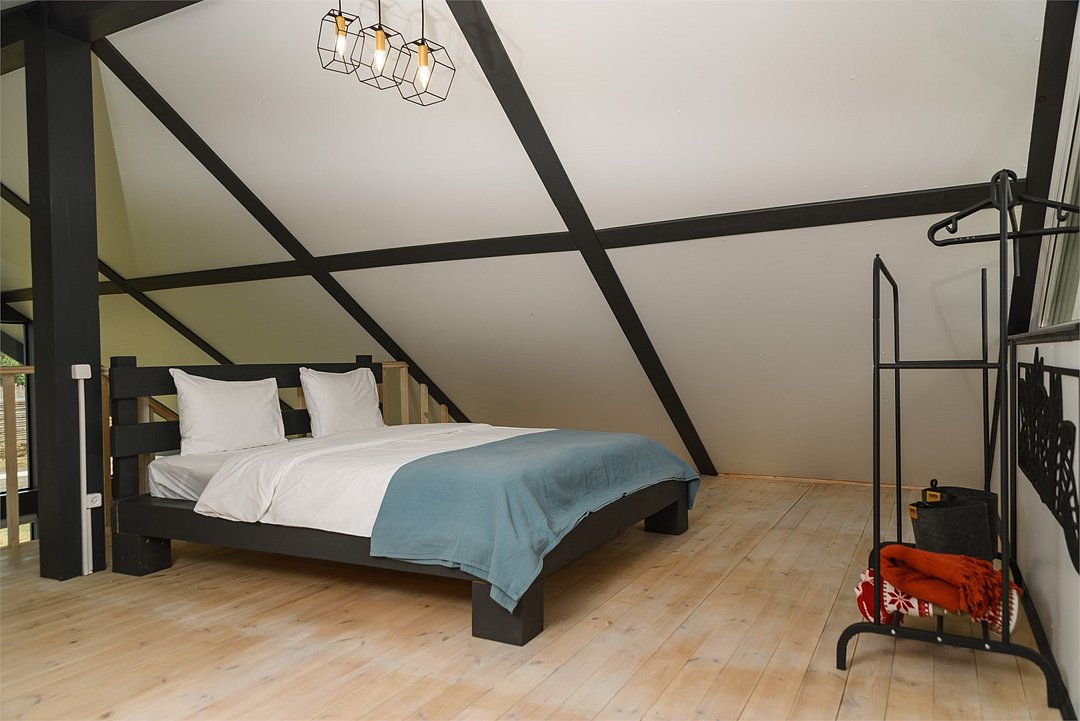 Коттедж 6-местный №3 (12 соток)