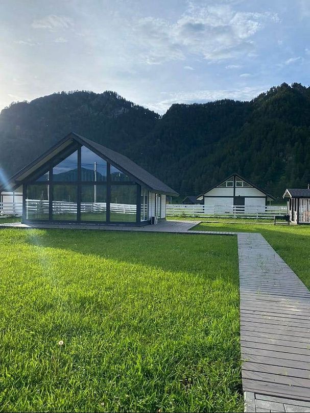 Коттедж 6-местный №39 (12 соток)