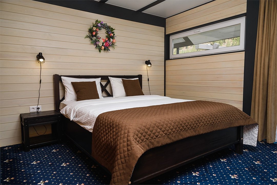 Коттедж 6-местный №40 (12 соток)