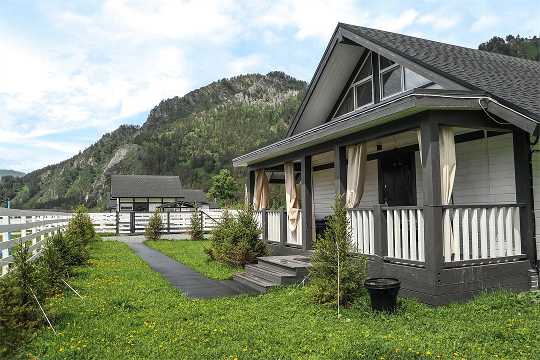 Коттедж 6-местный №75 (13 соток)