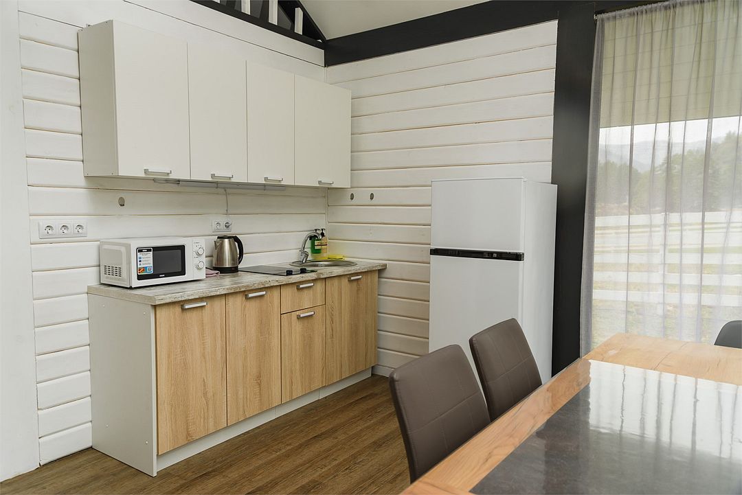 Коттедж 6-местный №90 (12 соток)