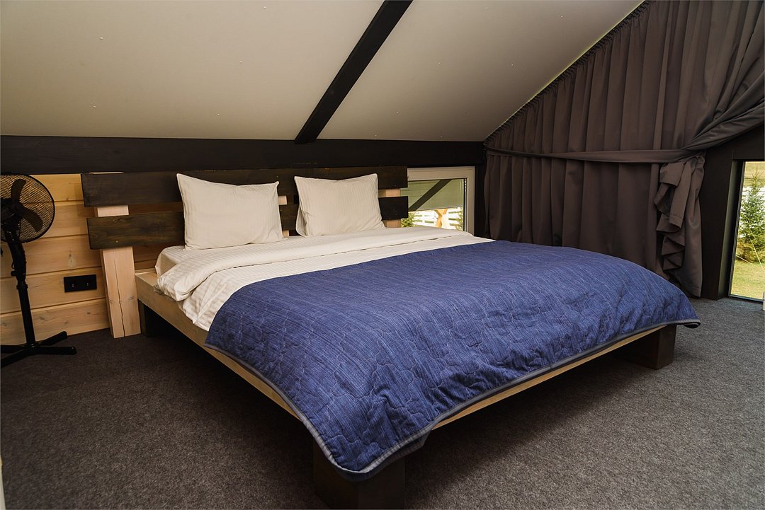 Коттедж 8-местный №14 (12 соток)