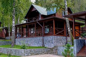 Шестиместный коттедж K6-2 с балконом, Туристический комплекс Силагор, Алтайский район