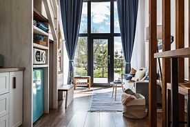 Дом №2, Глэмпинг Sheluha house Уютный Tiny House с мансардным окном, Можайск
