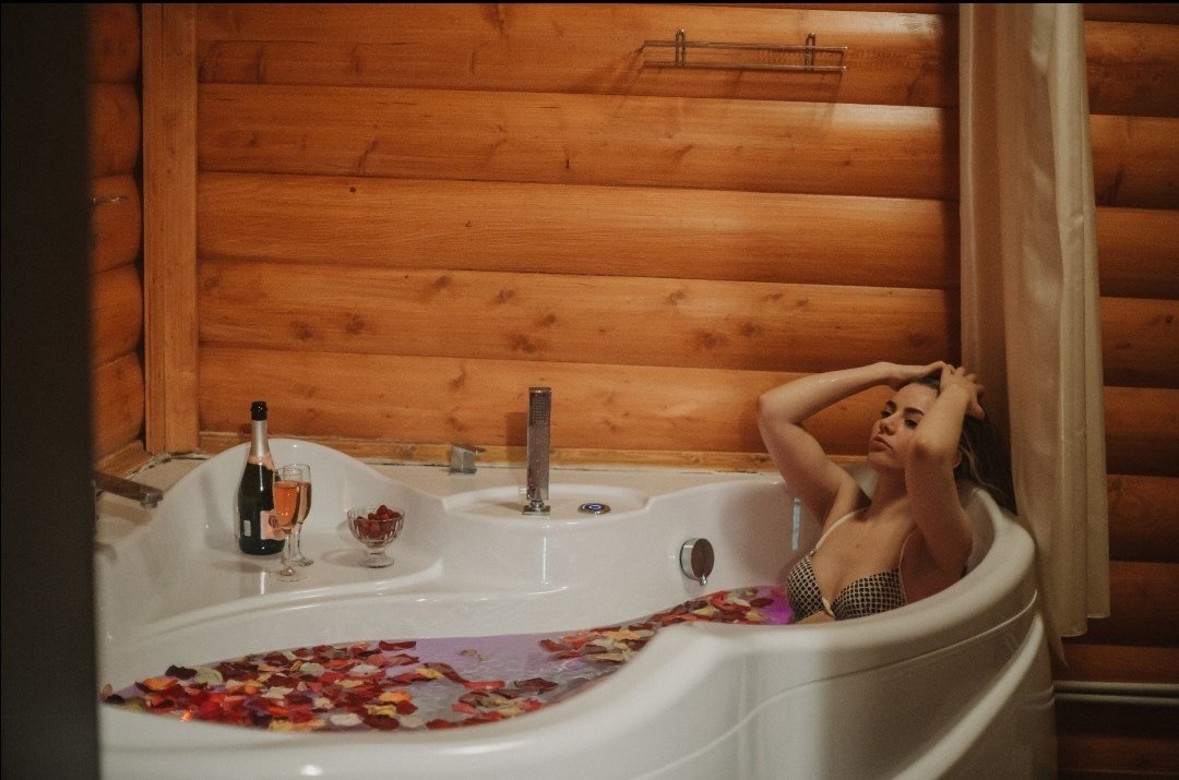 Дом 2-местный 1-комнатный (с ванной и террасой)