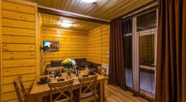 Коттедж 4-местный 2-комнатный (Люкс)