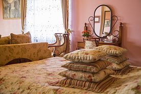 Двухместный номер Deluxe с красивым видом из окна двуспальная кровать, Гостевой дом У Покровки, Псков