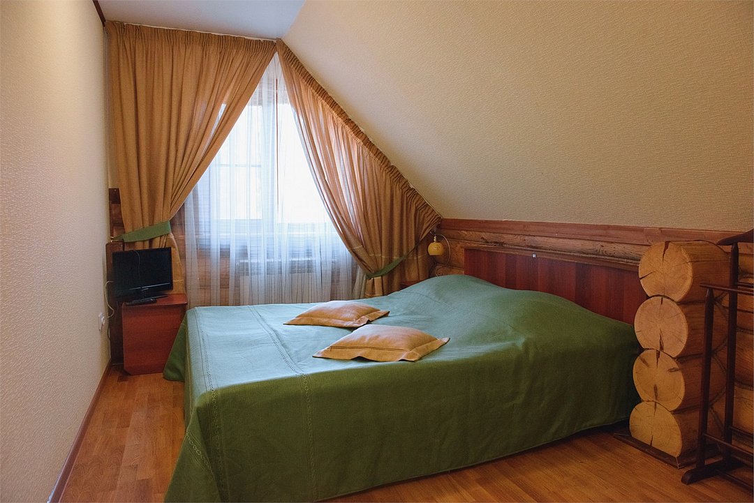 Номер Кантри 13 -местный 3-комнатный (в Коттедже, №2)