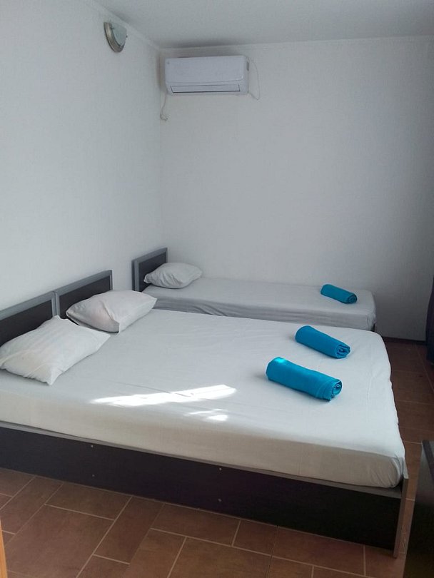 Эконом 3-местный