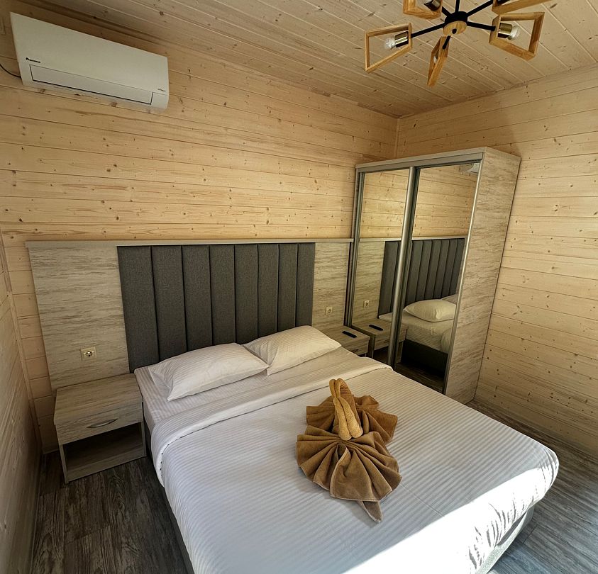 Домик 4-местный 2-комнатный