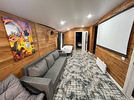 Семиместный с балконом  Номера домов: 5, База отдыха Why Not Relax, Теберда