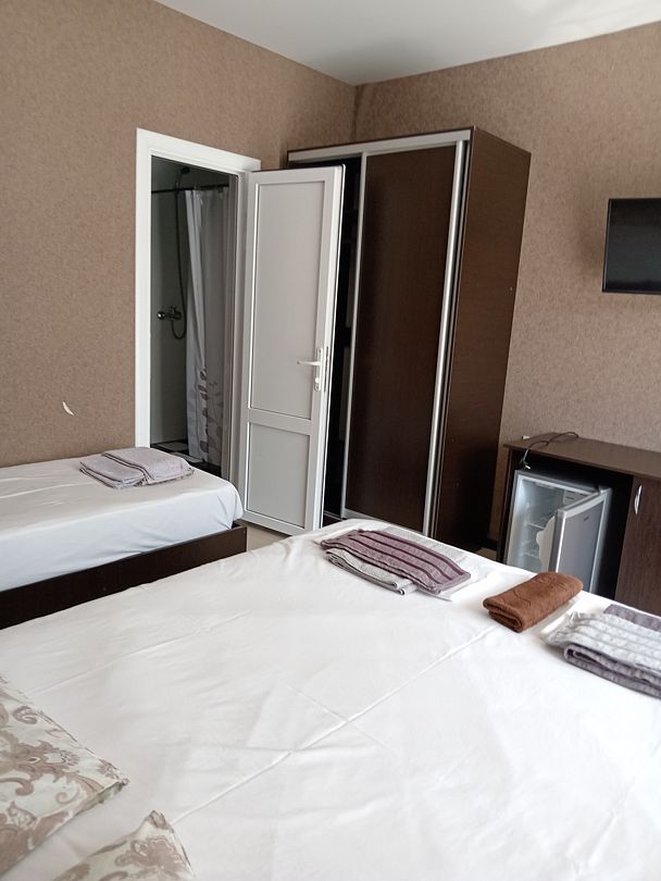 Полулюкс 3-местный (без балкона)