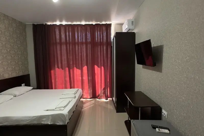 Полулюкс 3-местный (с балконом)