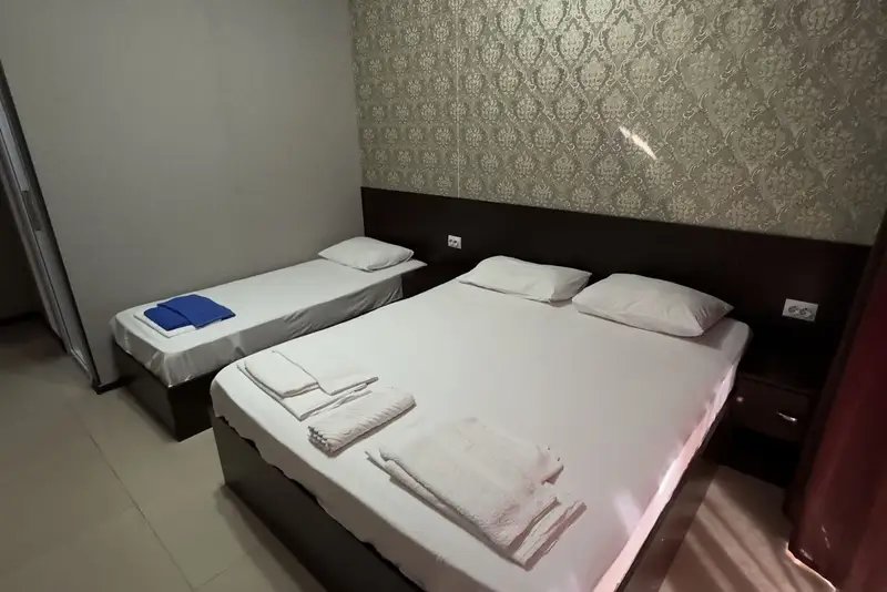 Полулюкс 3-местный (с балконом)