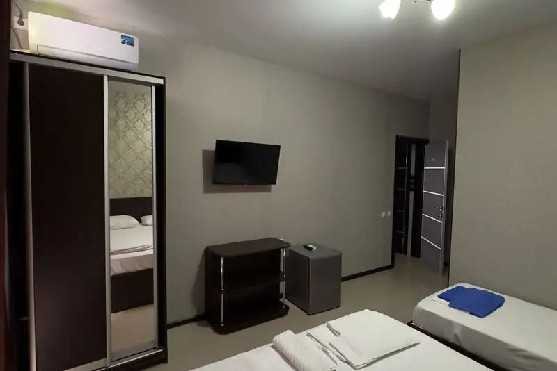 Полулюкс 3-местный (с балконом)