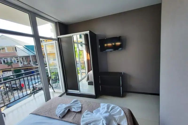 Стандартный 3-местный (с балконом)