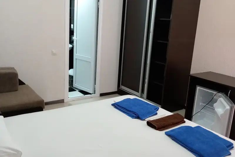 Стандартный 3-местный (с балконом)