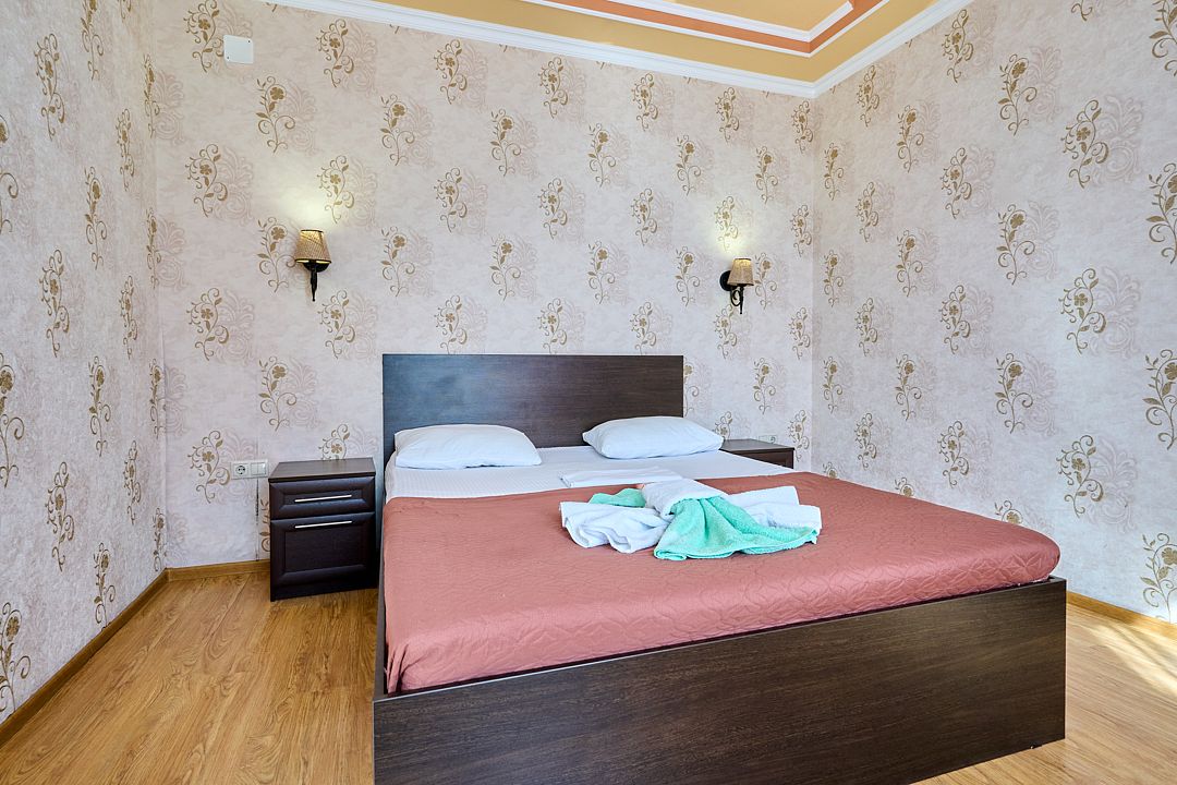 Стандартный 4-местный 2-комнатный