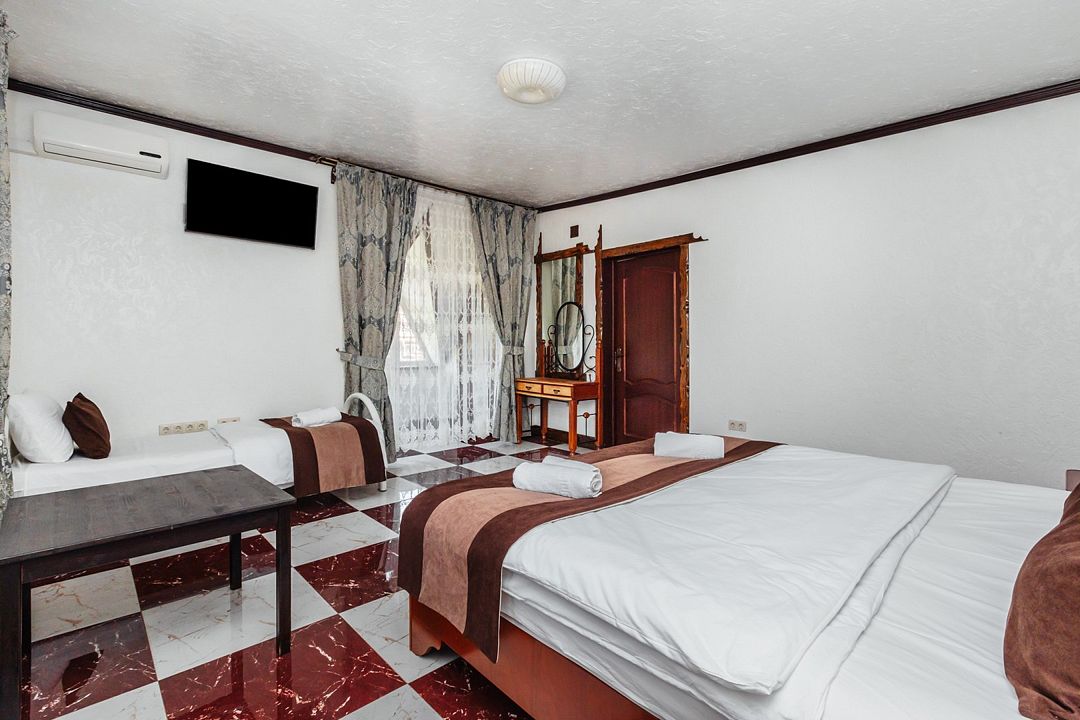 Апартаменты 10-местный 5-комнатный (№106)