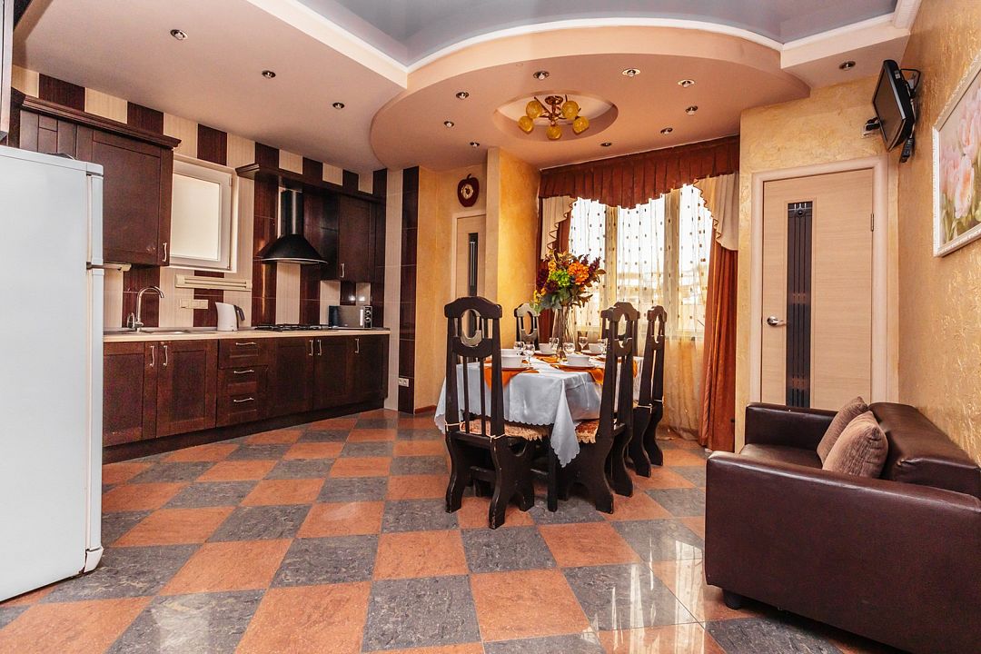 Апартаменты 8-местный 3-комнатный (№105)