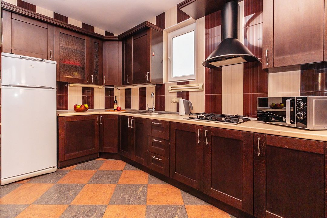 Апартаменты 8-местный 3-комнатный (№105)