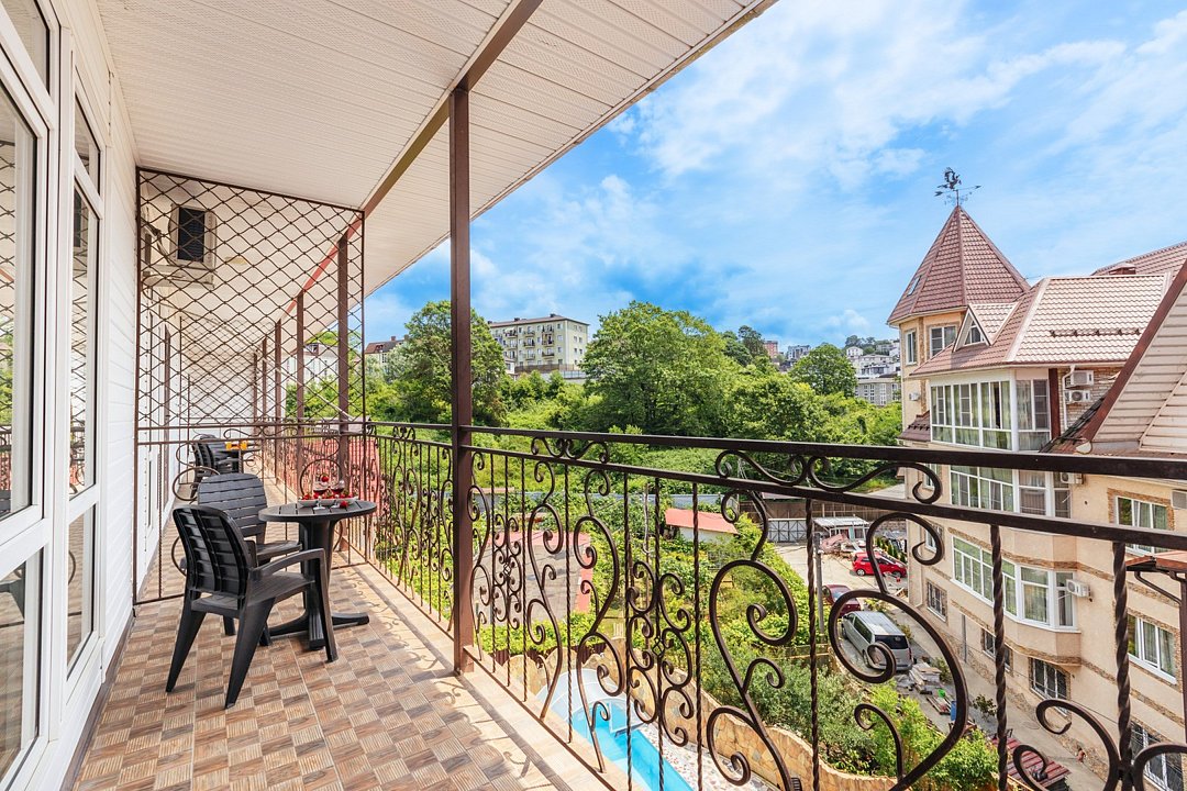 Стандартный 4-местный (с балконом)