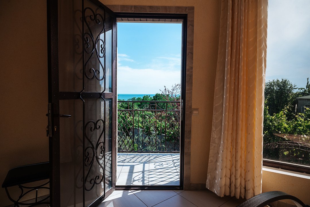 Семейный 3-местный (с балконом)