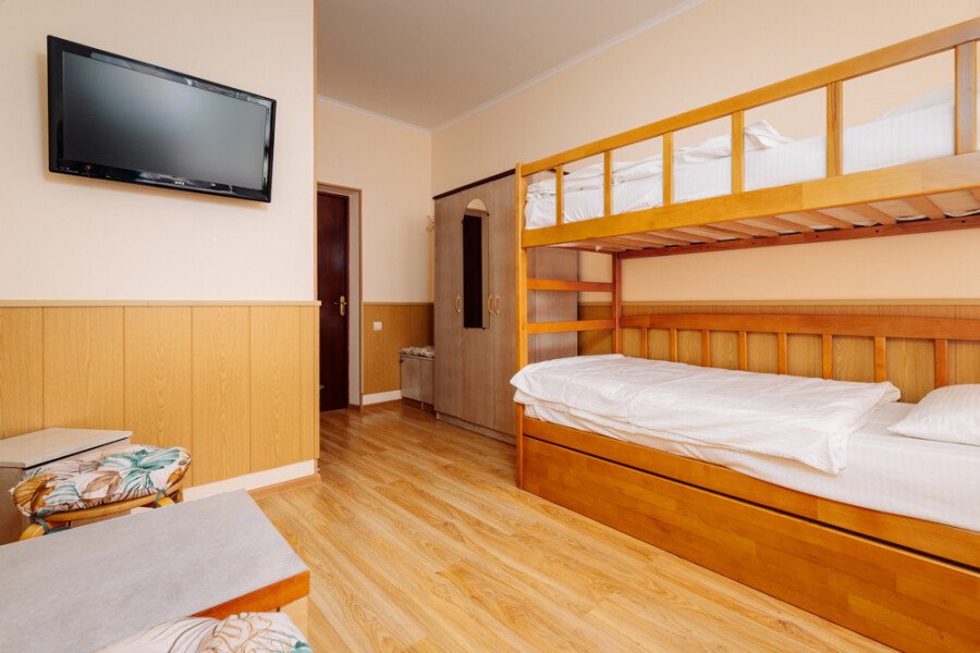 Семейный 5-местный (с видом на море)