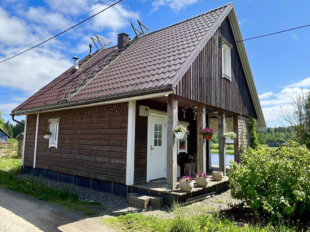Загородный дом Дом у реки, Чална, Республика Карелия