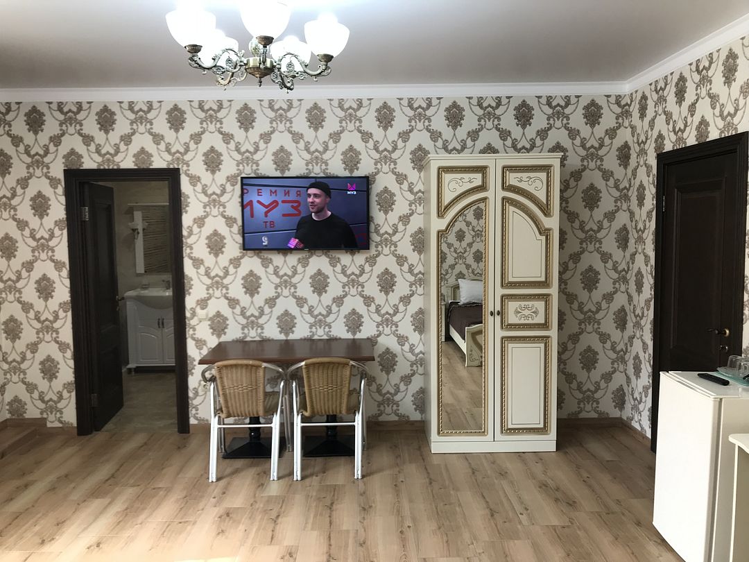 Номер 3-местный (цокольный этаж)