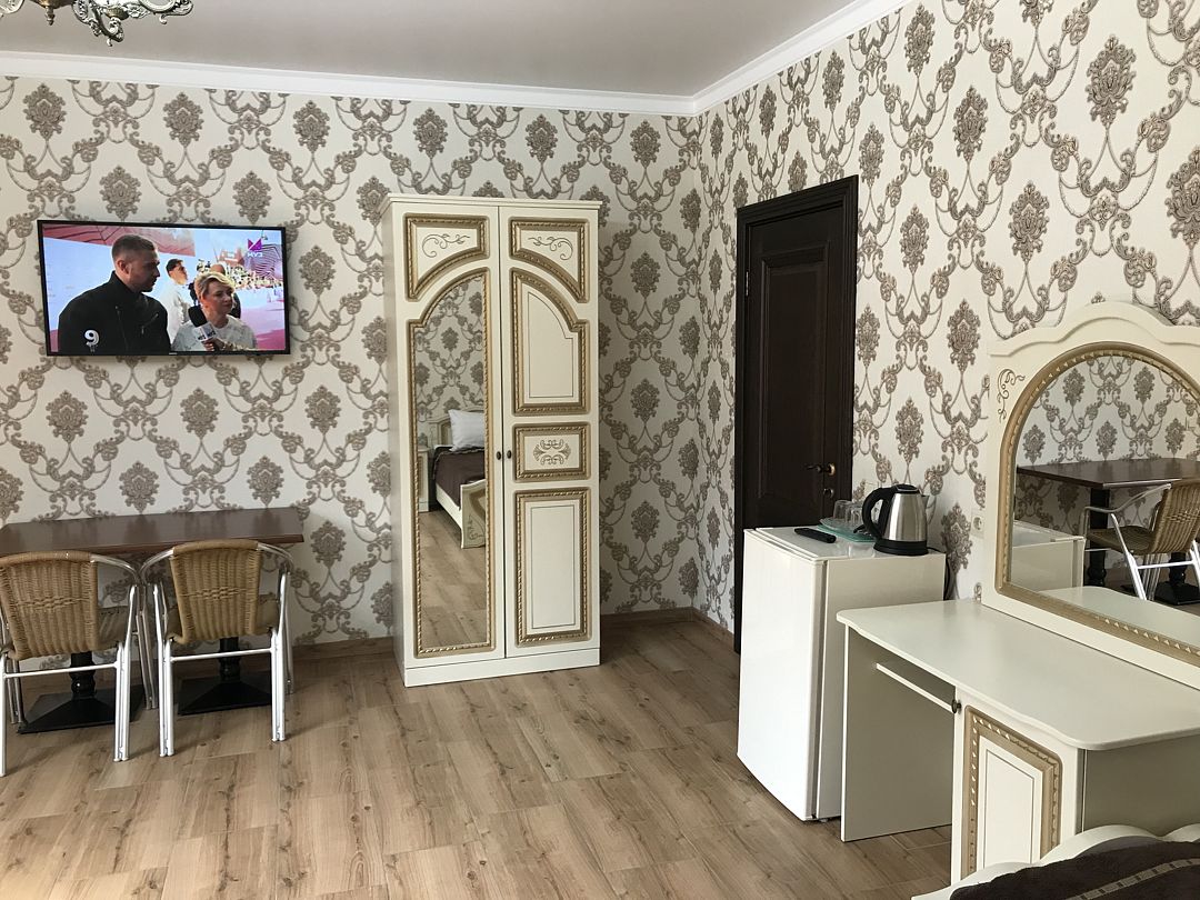 Номер 3-местный (цокольный этаж)