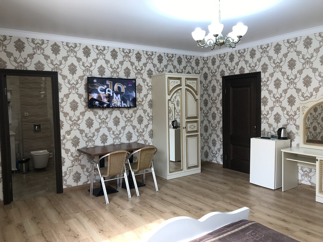 Номер 3-местный (цокольный этаж)