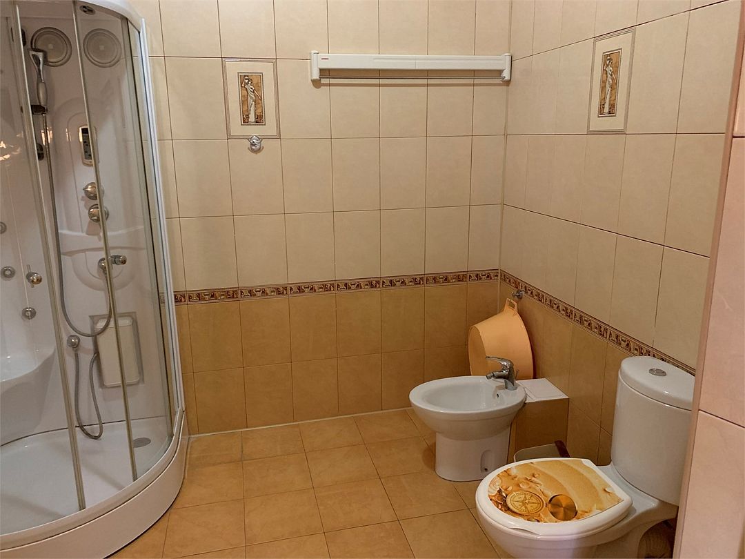 Семейный Гостевой 4-местный 2-комнатный (Розовый сад)