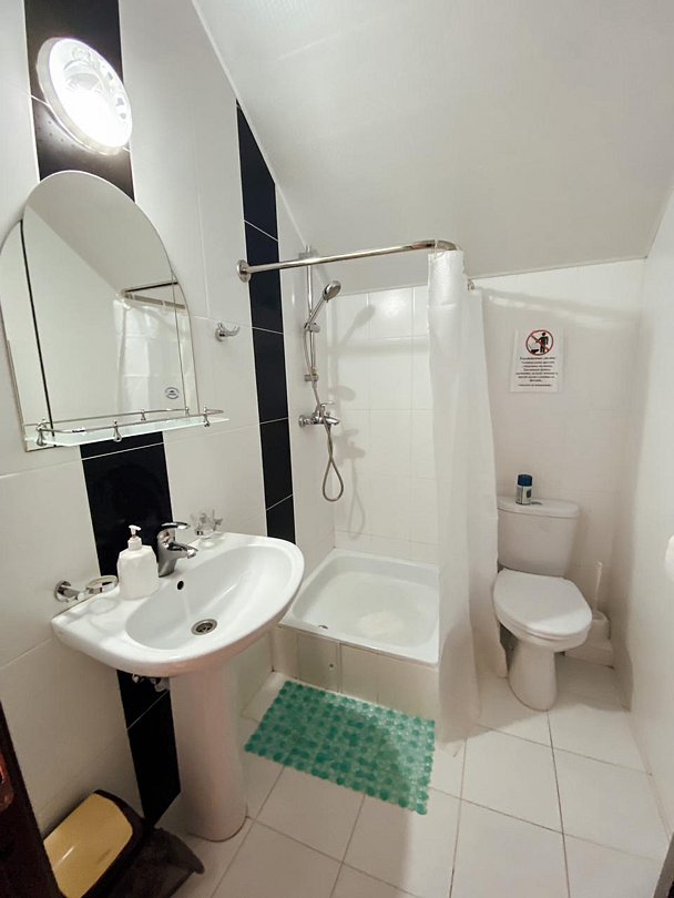 Бюджетный 2-местный (без балкона, №26,30)