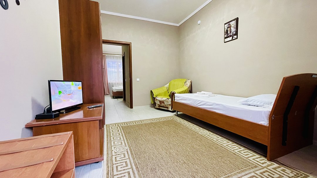 Стандартный 4-местный 2-комнатный