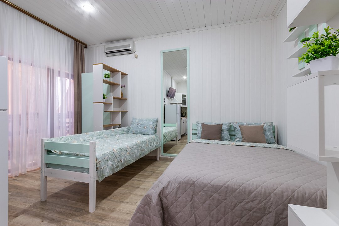 Студия 4-местный