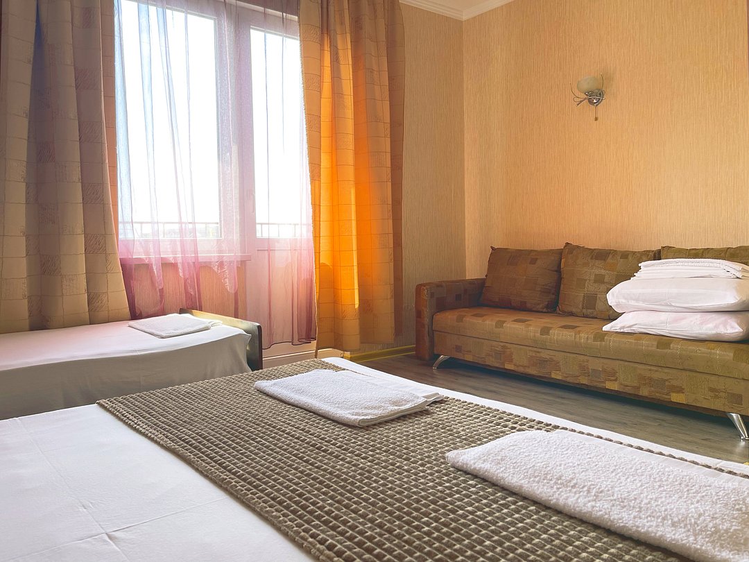 Семейный 5-местный 1-комнатный (с балконом)