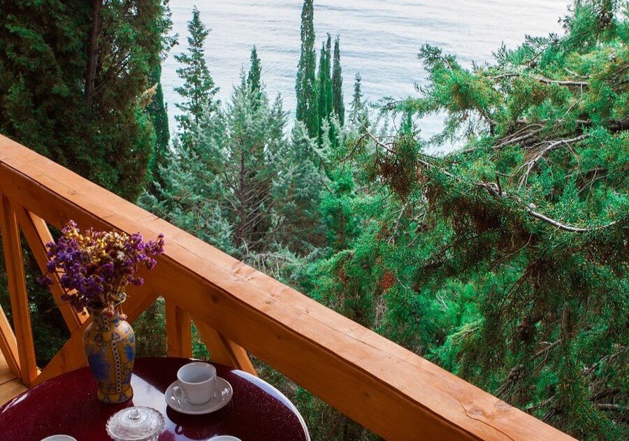 Коттедж-сруб 4-местный 3-комнатный (№32)