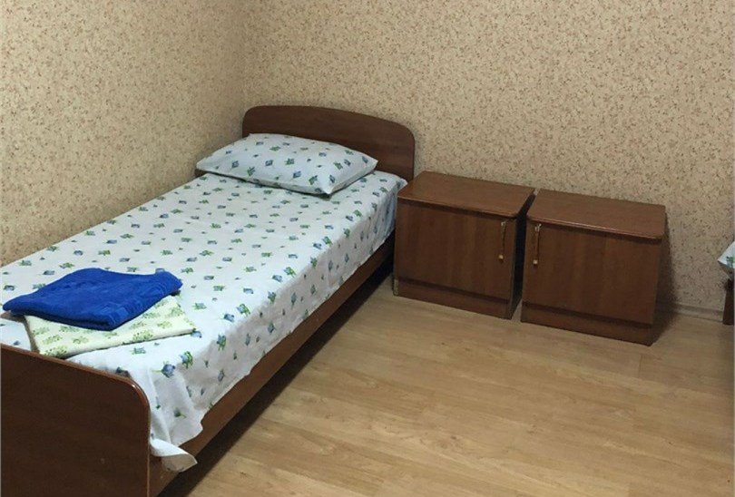 Номер 2-местный (с дополнительным местом, с удобствами на этаже)