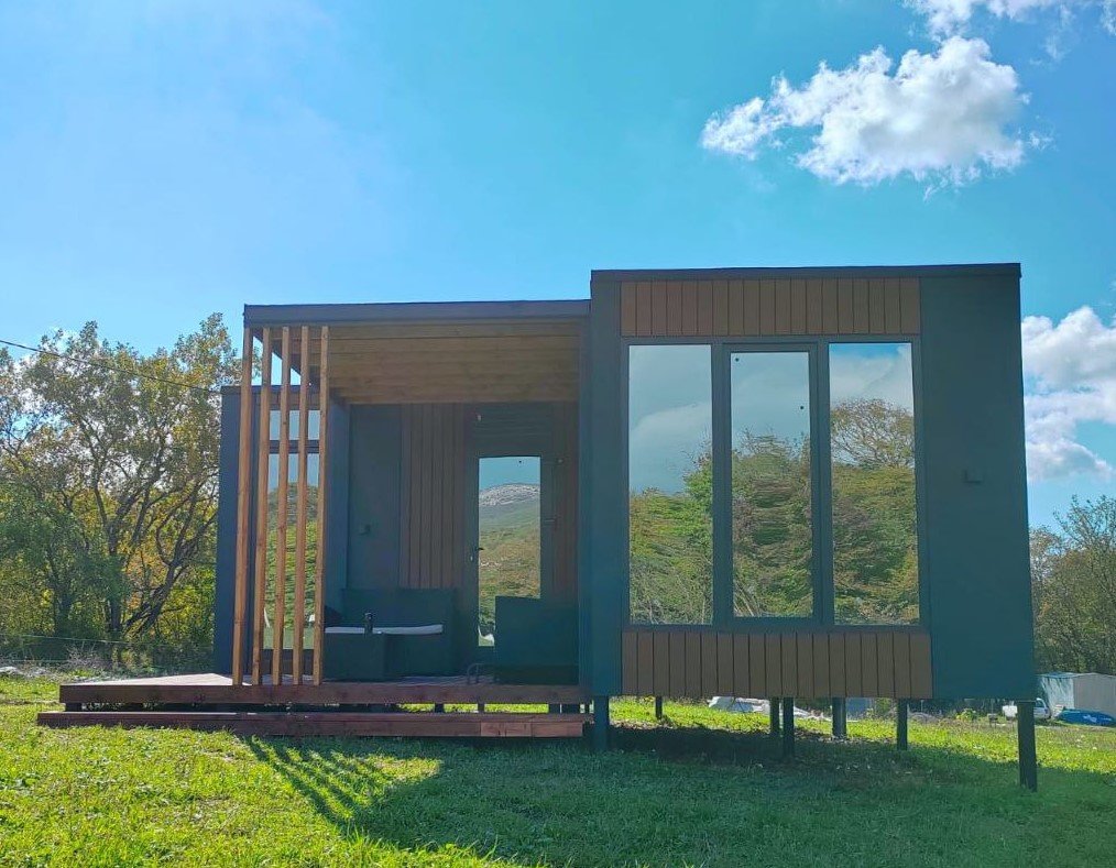 Домик 4-местный 2-комнатный (№4)