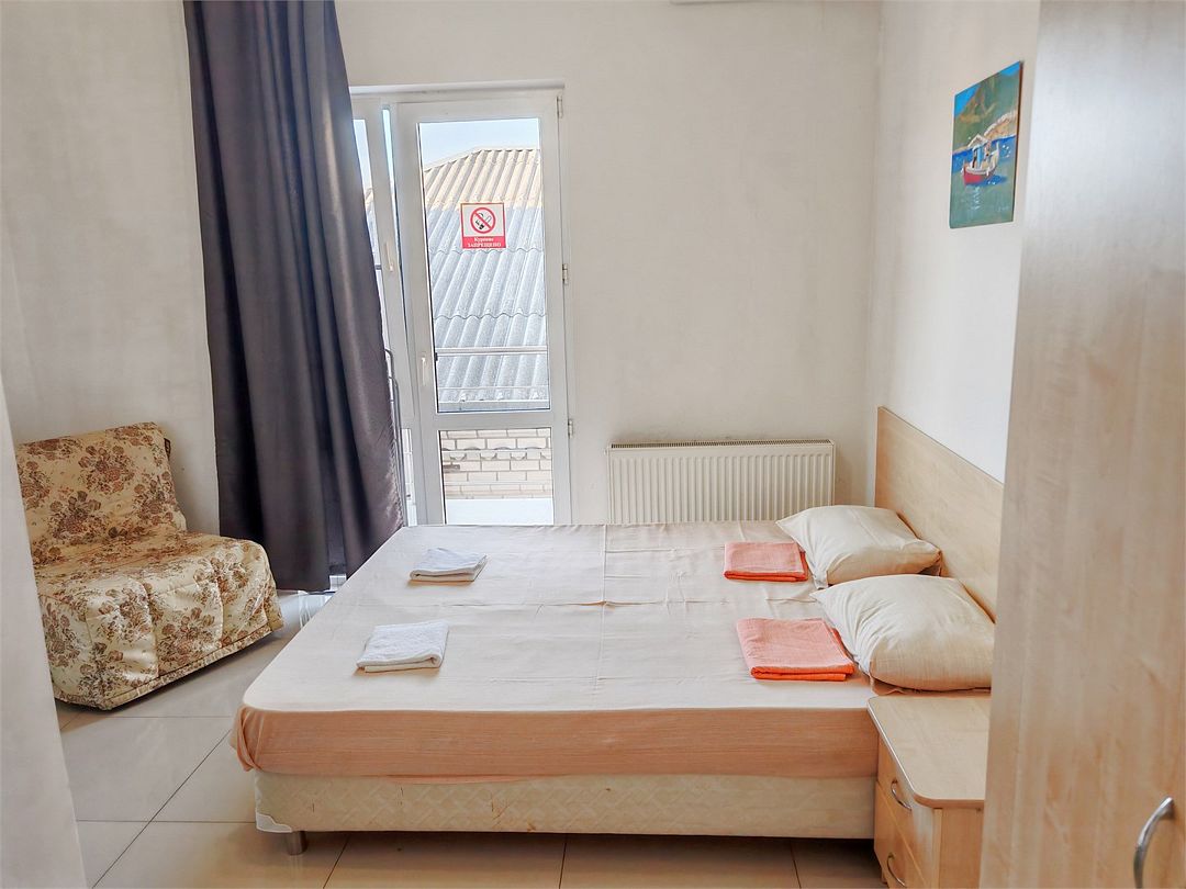 Номер 3-местный (с балконом)