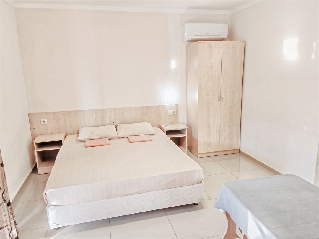 Семейный 4-местный 2-комнатный (с кухней)