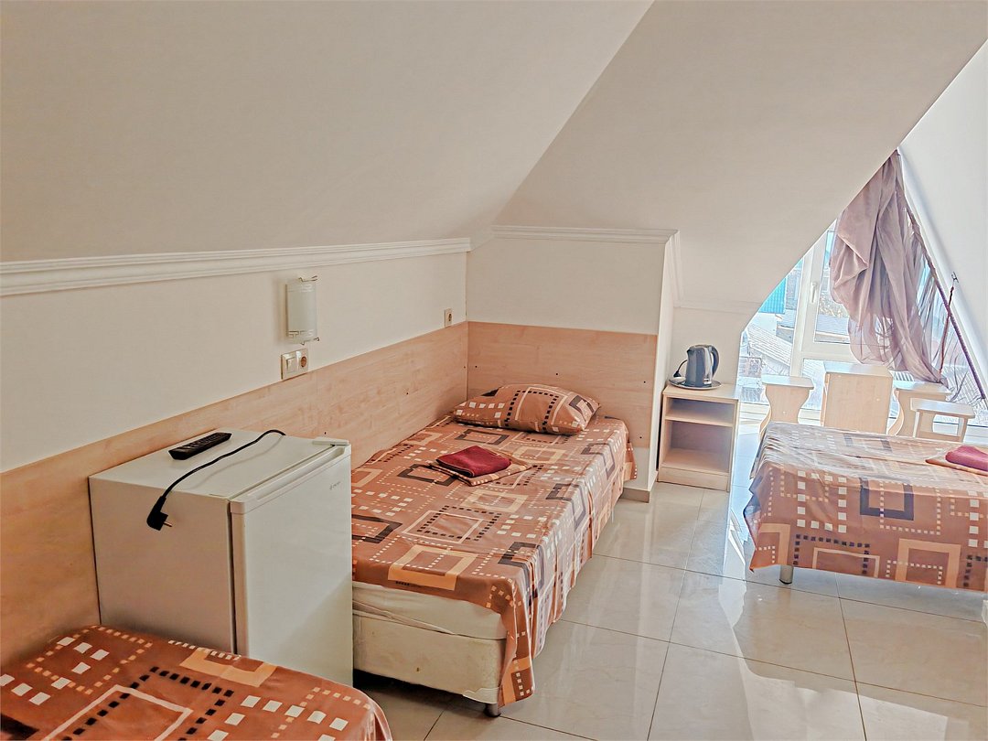 Стандартный 3-местный (мансарда)