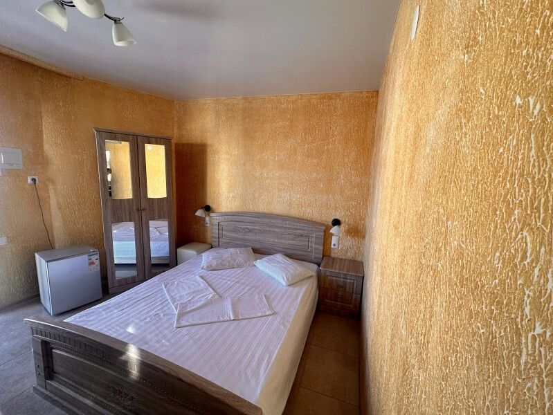 Люкс 4-местный 2-комнатный (с балконом)