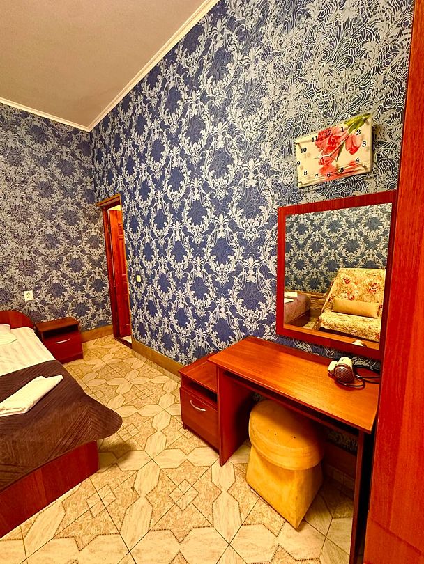 Стандартный 3-местный (с с/у на этаже)