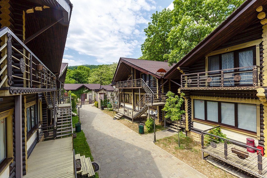 Загородный клуб Ягода Малина , Краснодарский край, Геленджик Геленджик Прасковеевка Дивноморское Джанхот