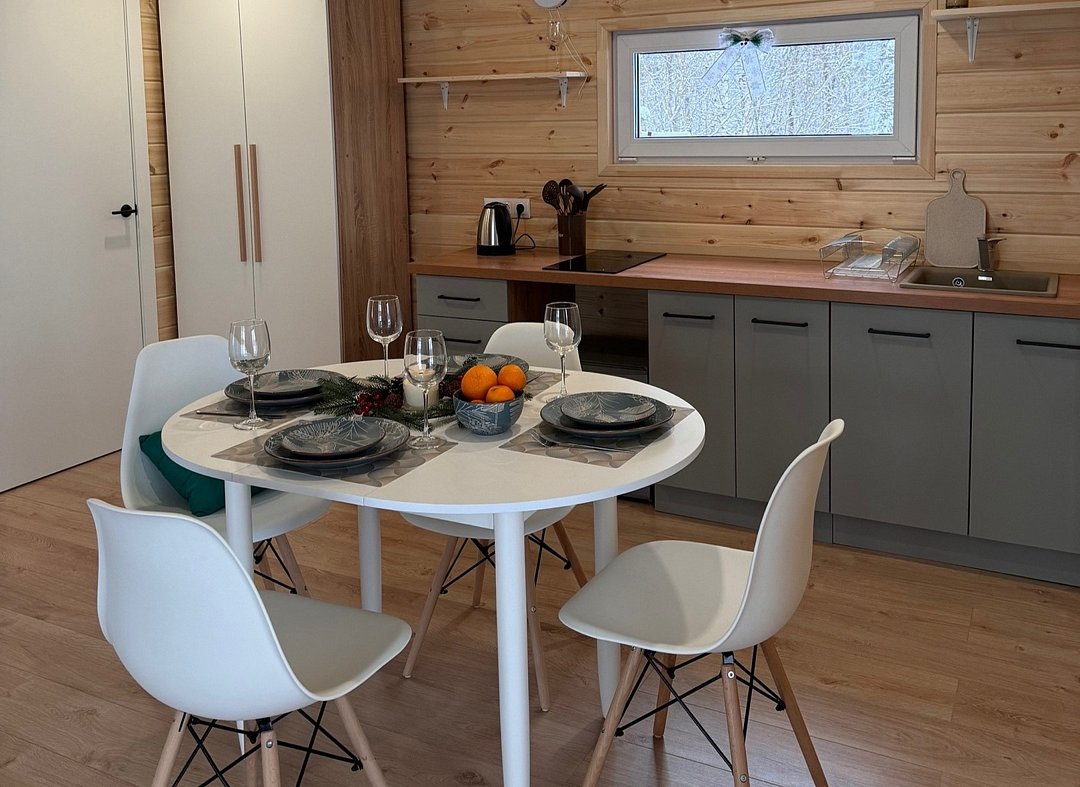 Дом 4-местный 2-комнатный Большой